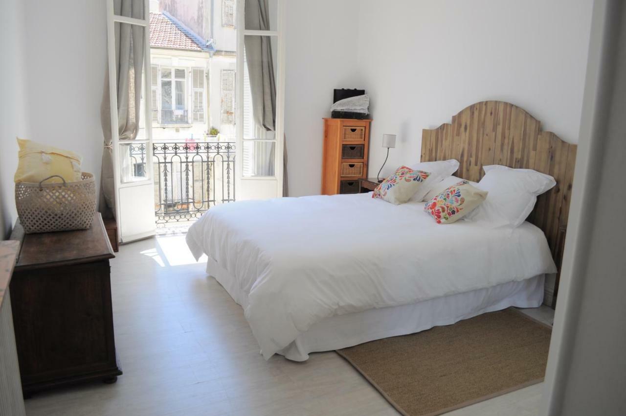 Carre D'or Apartamento