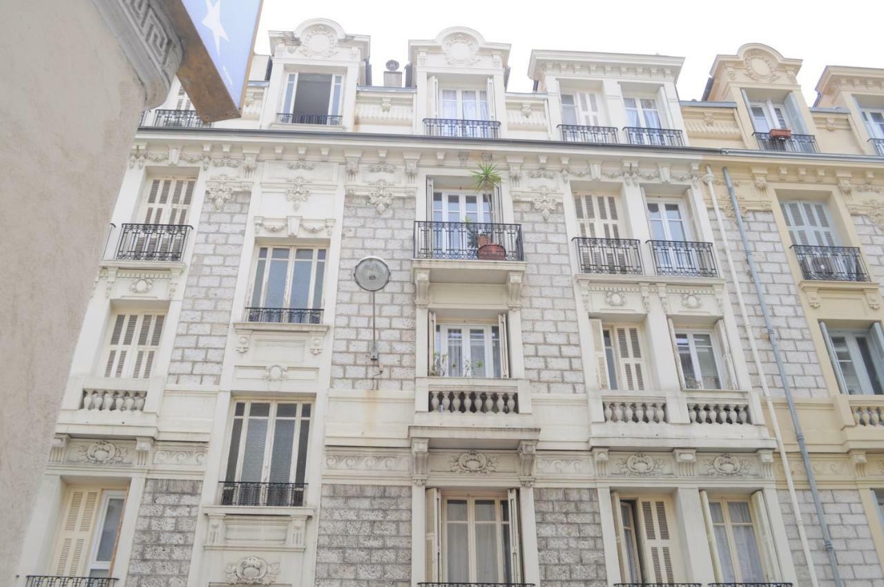 Carre D'or Apartment *